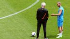 Bert van Marwijk talks with Wesley Sneijder during a Netherlands training session, European Championship,&nbsp; Krakow, Poland, June 10, 2012