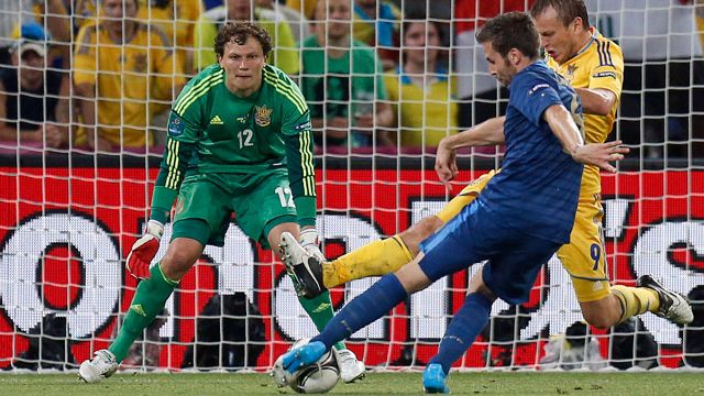 Yohan Cabaye scored France's second goal
