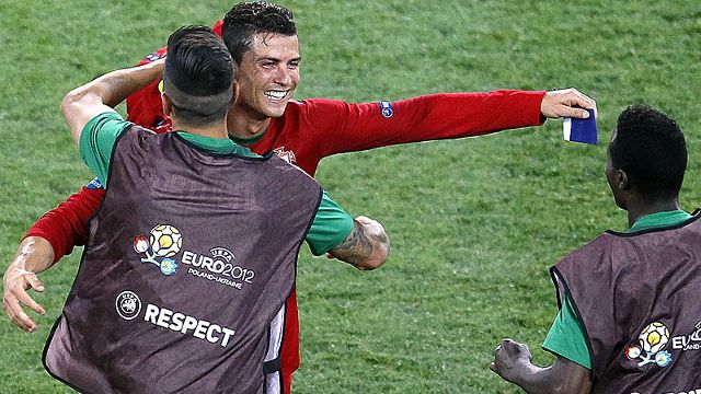 Ronaldo marcó en dos ocasiones contra Holanda