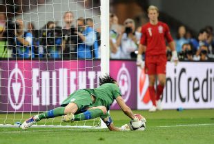 Cole's penalty is saved by Buffon