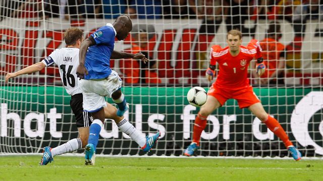 Mario Balotelli hammers home the second