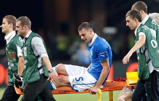 An injury to Thiago Motta left Italy with ten men